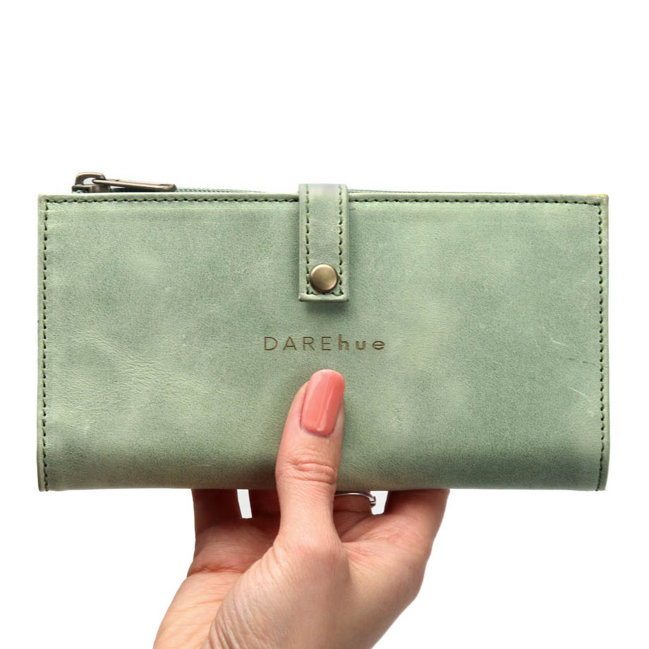 Large Slim Ladies Leather Wallet (17 card slots) | mint green